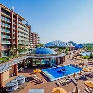 4* Курортный комплекс Aquaworld