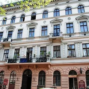 3* Отель Silver Center